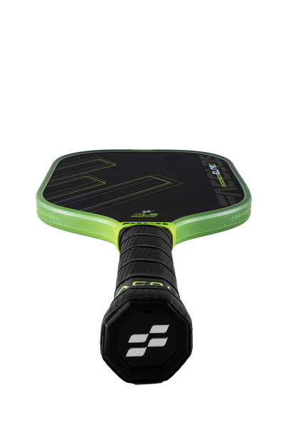 Elite X 2.0 Elongated - Green grip closeup
